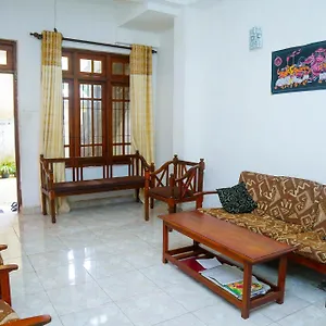 Nisansala Homestay Kandy Maison d'hôtes Deiyannewela