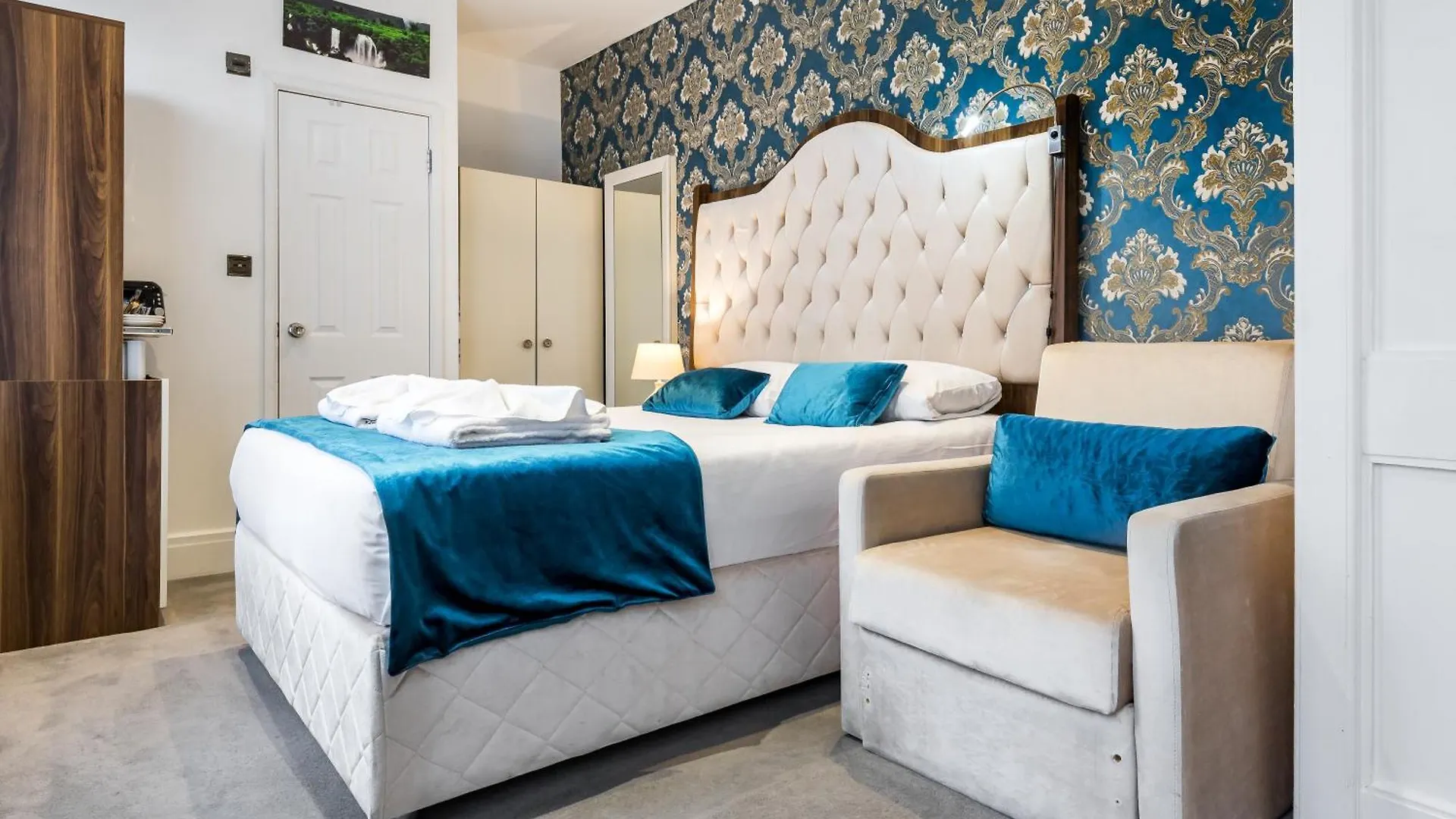 Vilenza Hotel Лондон Великобритания